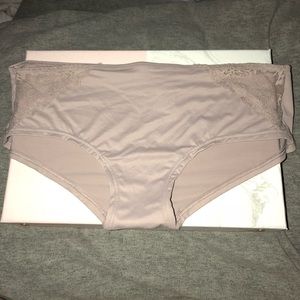 PINK Victoria Secret Underwear Size Medium BMWT